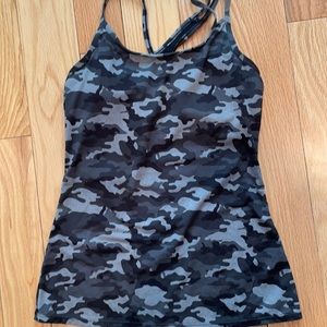 FABLETICS TANK